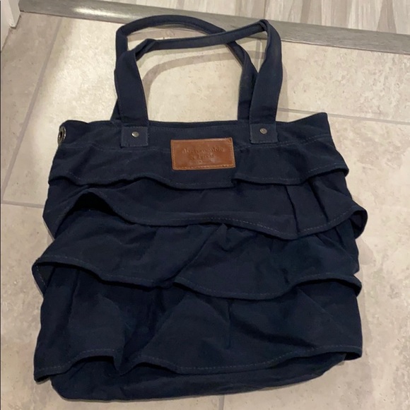Abercrombie & Fitch Handbags - Abercrombie and Fitch ruffle tote bag